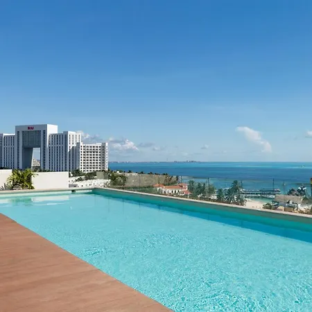 Spectacular View 2Br Apartment - Rooftop Pool